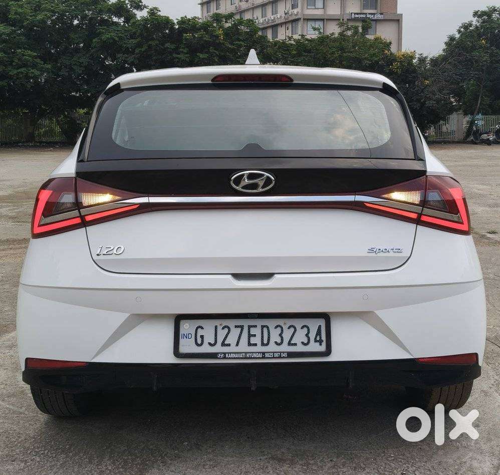 Hyundai I20 Sportz 1.2 Mt, 2023, Petrol