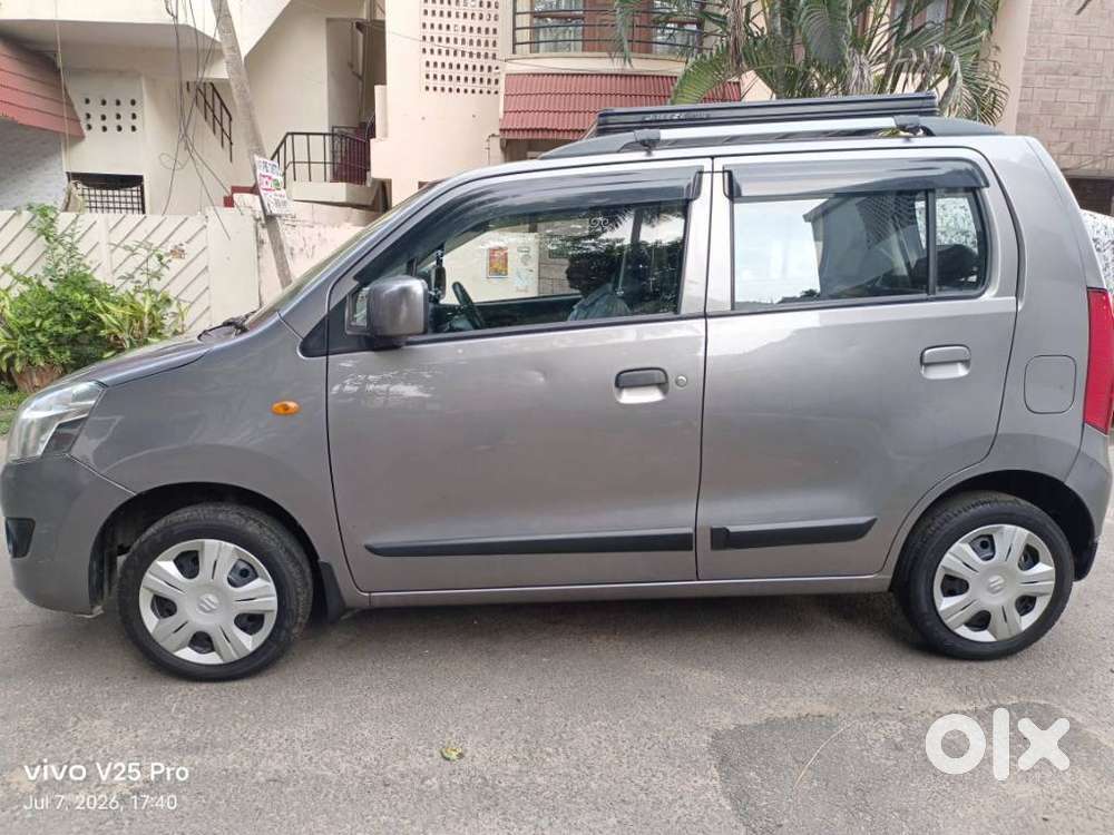 Maruti Suzuki Wagon R 1.0 Vxi Plus (o) Amt, 2018, Petrol