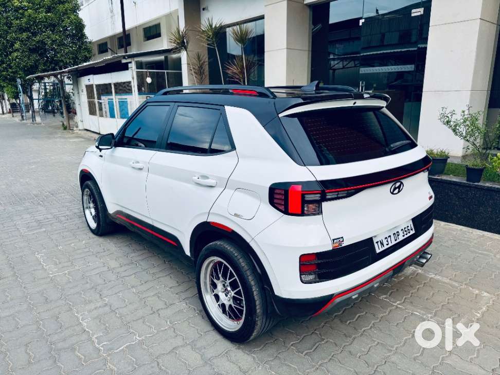 Hyundai Venue N Line 1.0 N8 Turbo Dct Dual Tone, 2022, Petrol