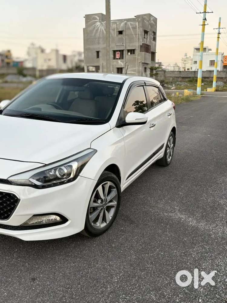Hyundai New I20 2017 Petrol 117000 Km Driven