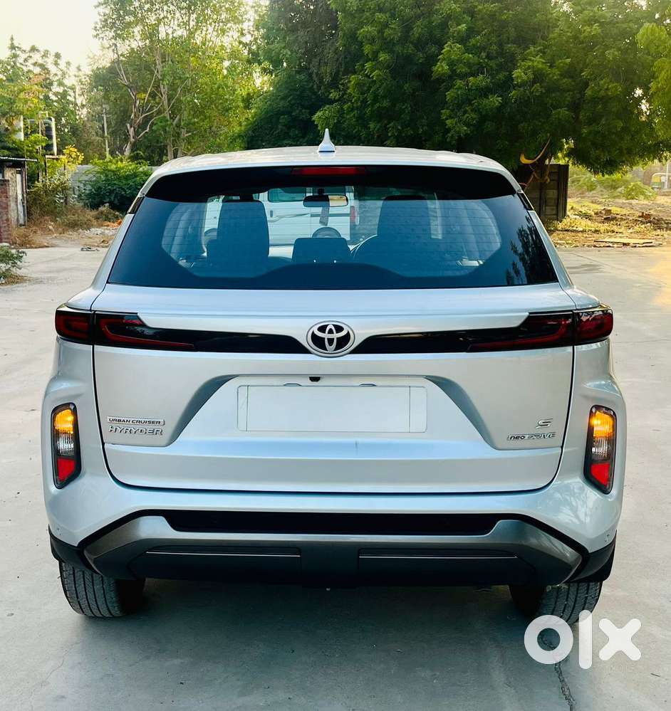 Toyota Urban Cruiser Hyryder 1.5 S Neo Drive At, 2023, Petrol