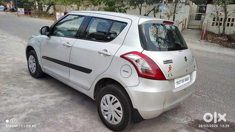 Maruti Suzuki Swift 2015 Diesel 120000 Km Driven New Tayers Ac Lcd