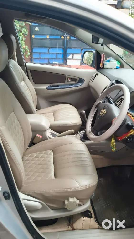 Toyota Innova 2.5 Vx 2011