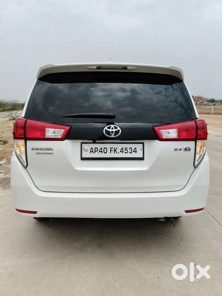 Toyota Innova Crysta Diesel 2025