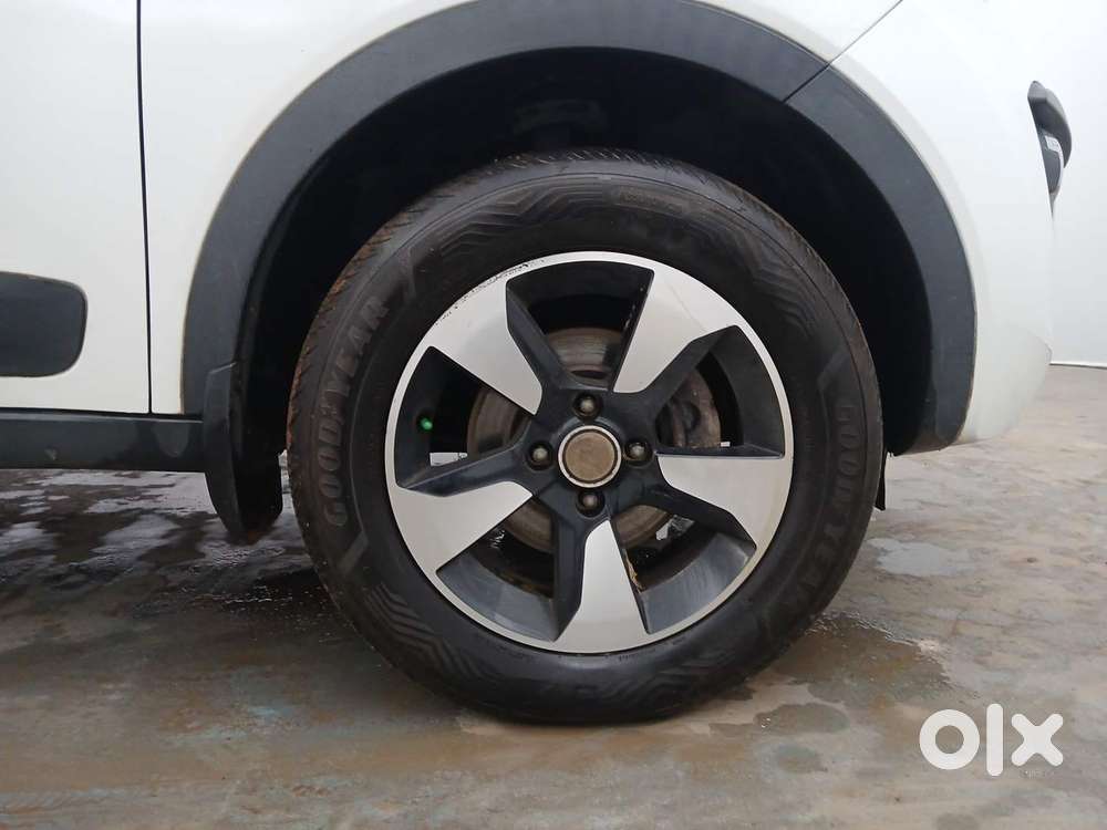 Tata Nexon 1.2 Revotron Xza Plus (o) Dual Tone, 2019, Diesel