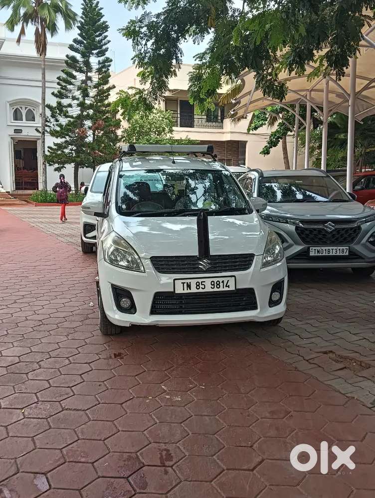 Car Neat And Fresh Luxury Looking