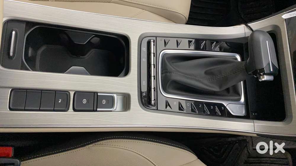 Mg Hector Savvy Pro 1.5 Turbo Cvt, 2024, Petrol