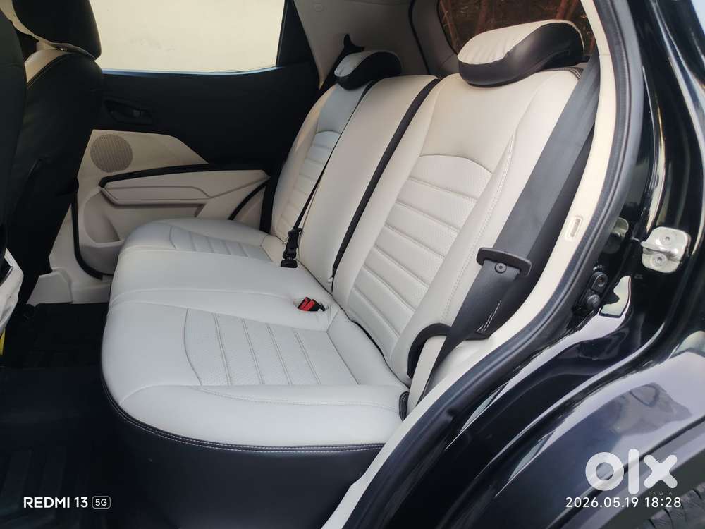 Mahindra Xuv 3xo Mx3, 2024, Petrol