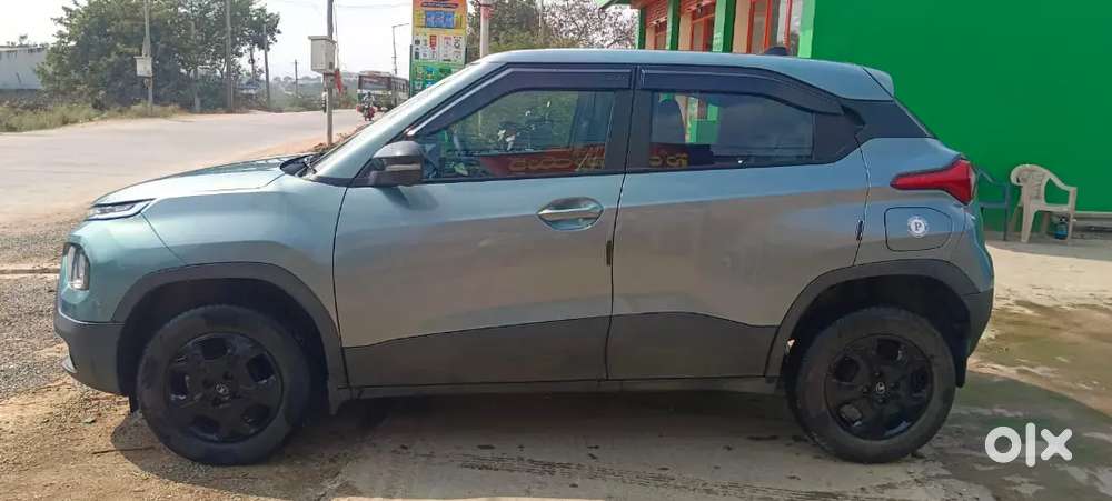 Tata Punch Revotron 2023 Manual Petrol