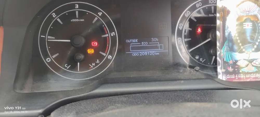 Toyota Innova Crysta 2017 Diesel 208000 Km Driven