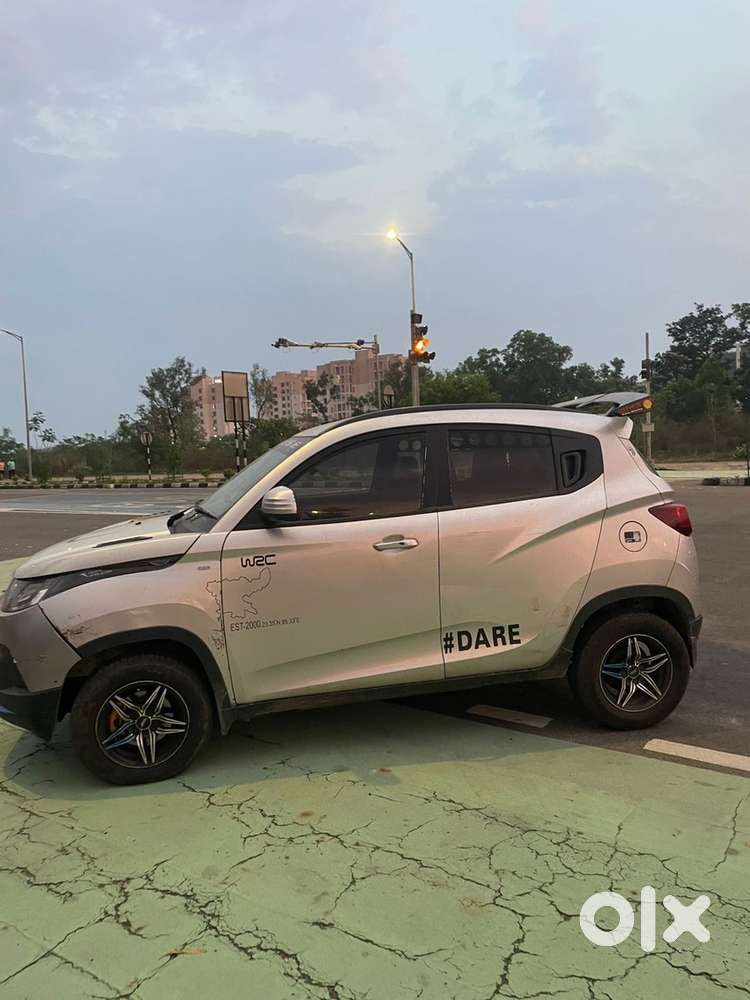 Mahindra Kuv 100 Petrol 2017