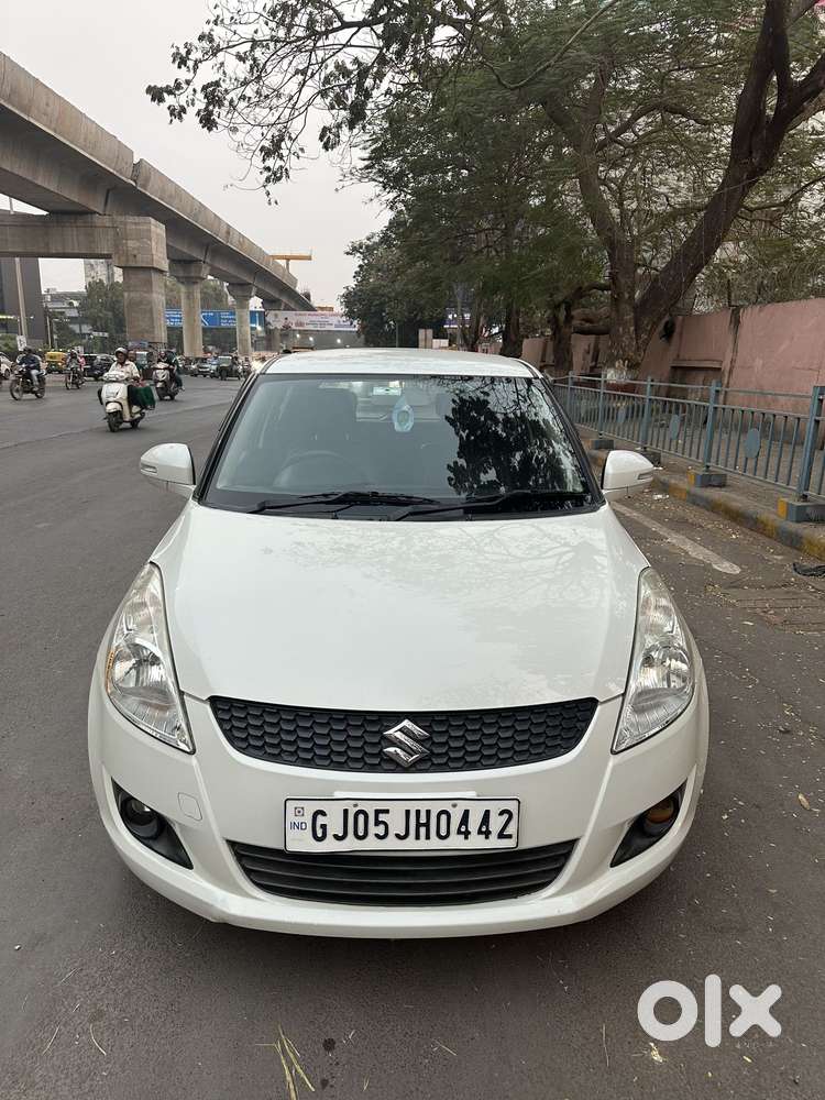 Maruti Suzuki Swift 1.2 Vxi (o), 2014, Petrol