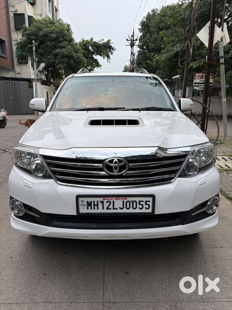 Toyota Fortuner 4x2 Manual, 2014, Diesel