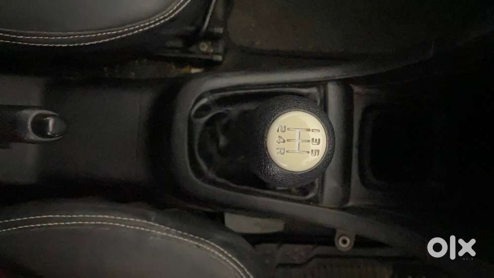 Maruti Suzuki Swift 1.2 Lxi (o), 2016, Petrol