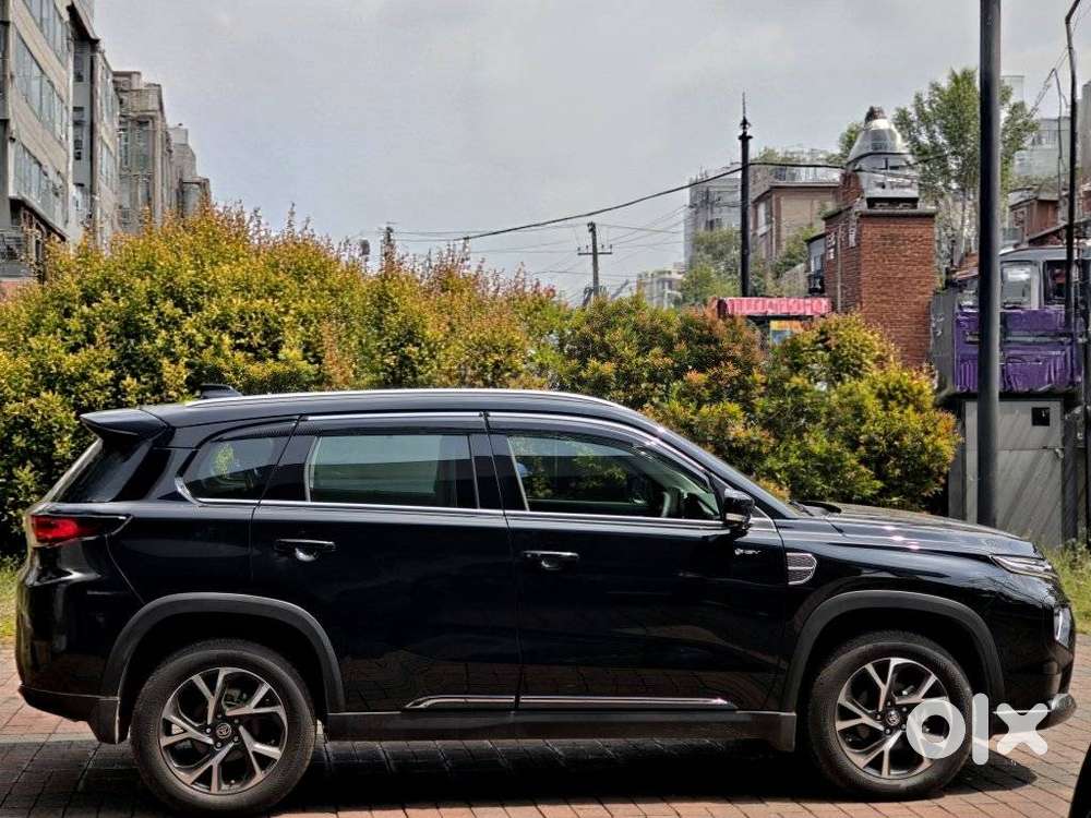 Toyota Urban Cruiser Hyryder 1.5 V Hybrid, 2026, Petrol