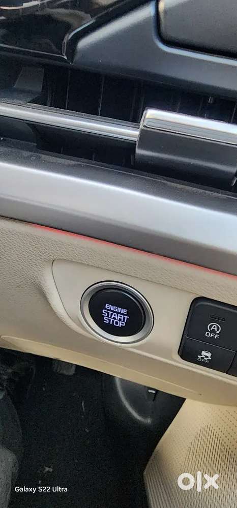 Kia Carens 2024 Diesel 7986 Km Driven