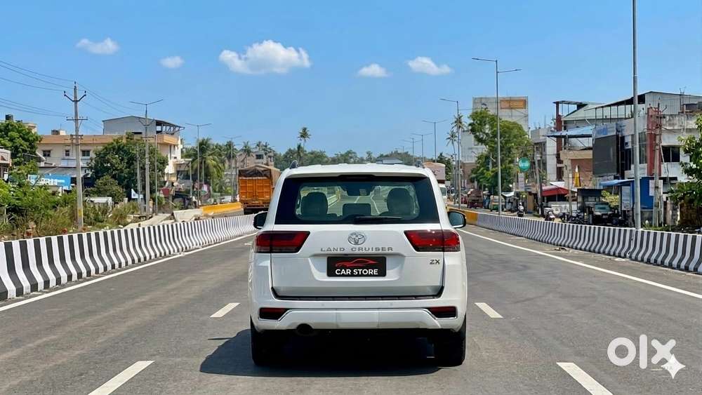 Toyota Land Cruiser 3.3 Zx Diesel, 2022, Diesel