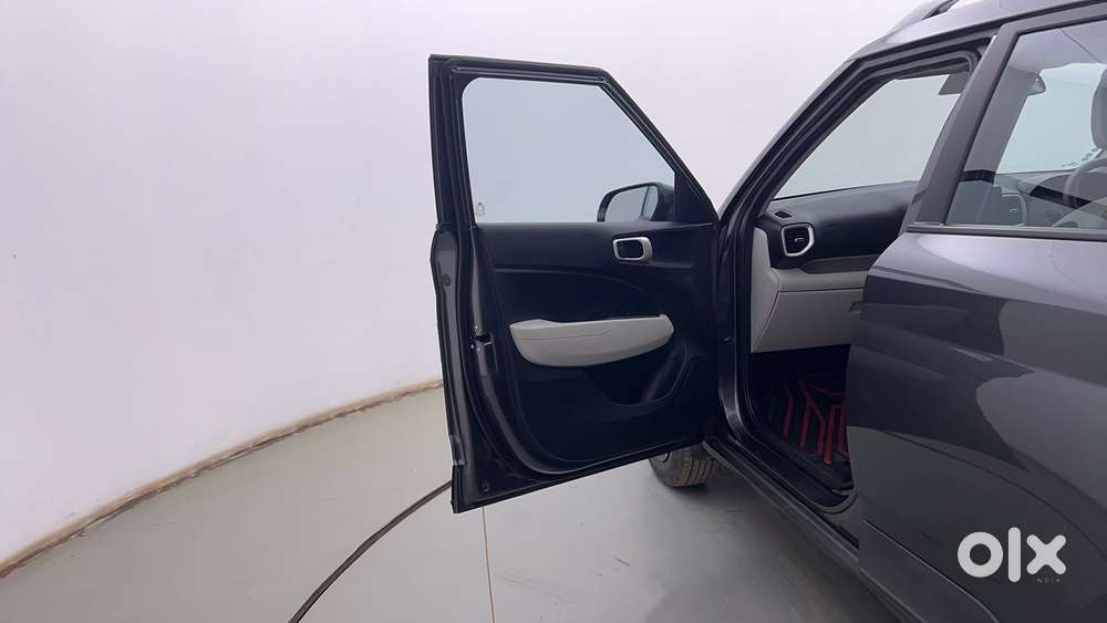 Hyundai Venue [2022-ongoing] 1.2 S, 2024, Petrol