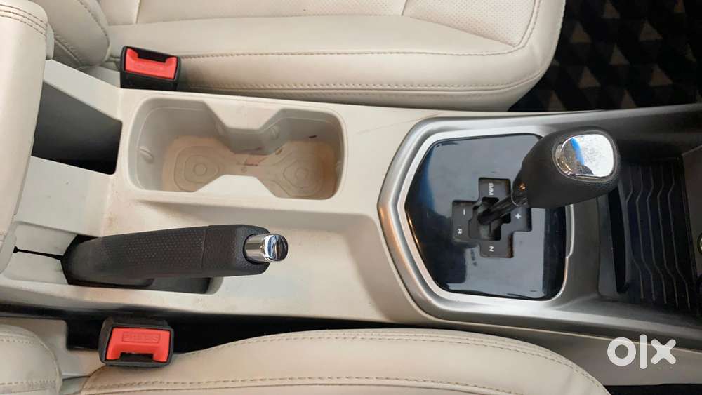 Mahindra Xuv300 W8 Amt Optional Diesel, 2022, Diesel