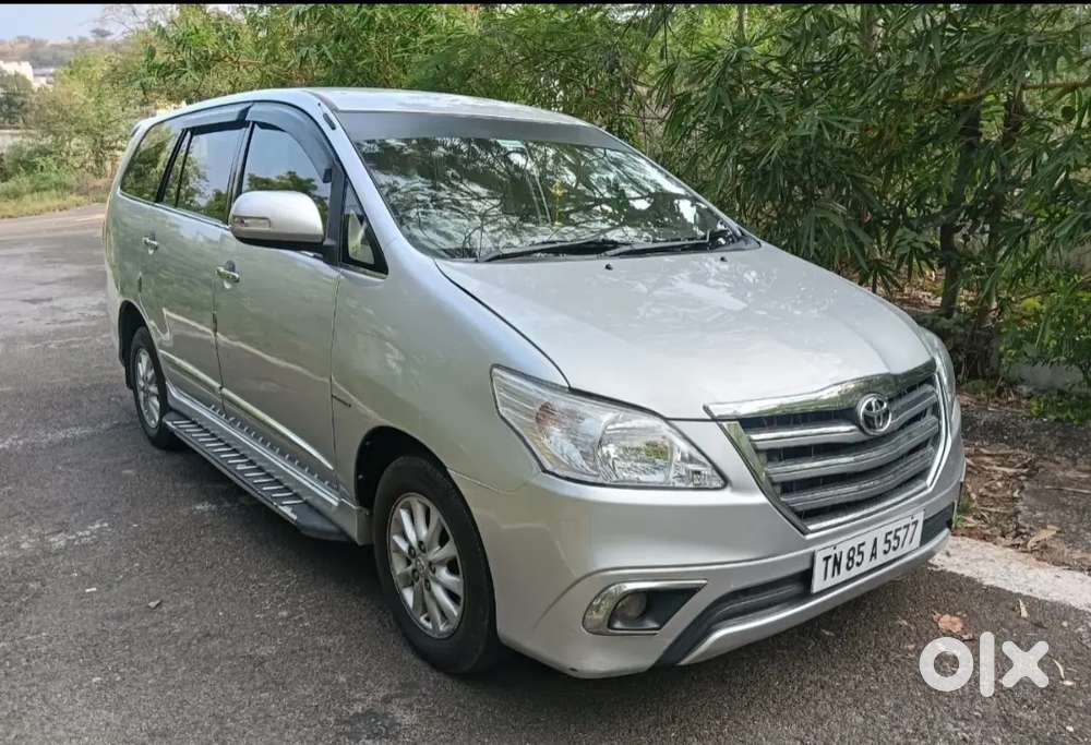 Toyota Innova 2015 Diesel 213000 Km Driven