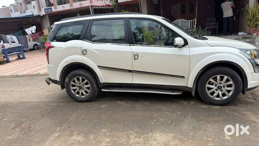 Mahindra Xuv500 Diesel 2017 Km Driven