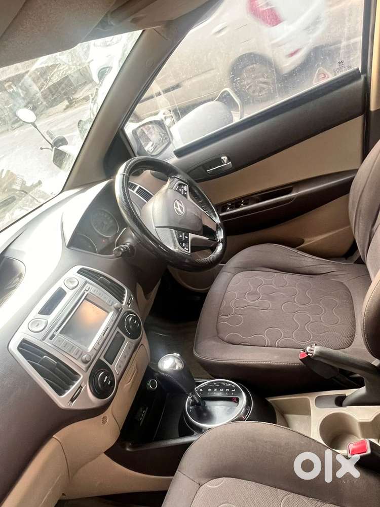 Hyundai Car 2011 Automatic
