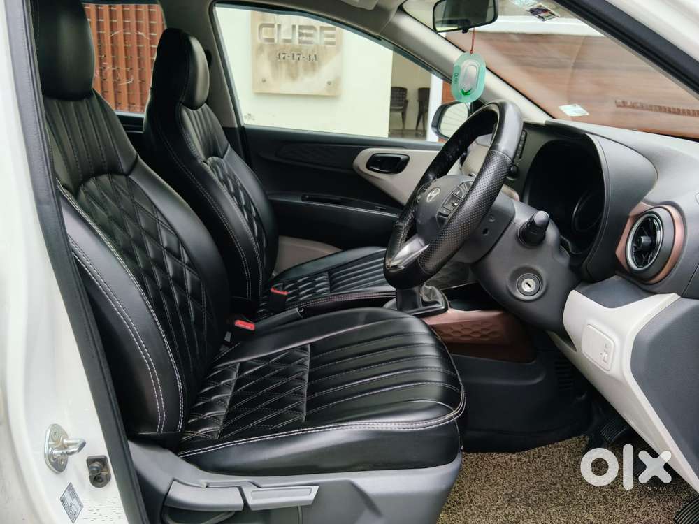 Hyundai Aura, 2025, Petrol