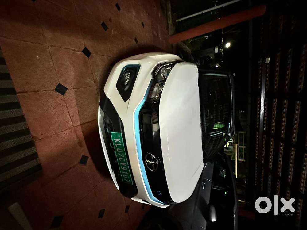 Tata Nexon Ev Max Top Variant