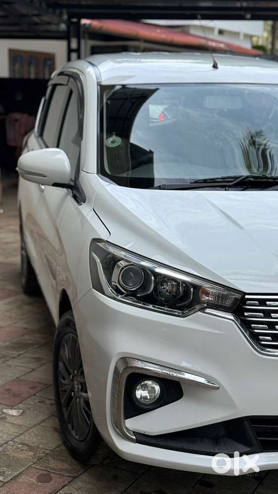 Maruti Suzuki Ertiga Zxi