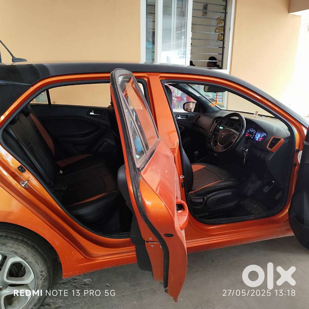 Elite I20 Sportz Plus Dual Tone