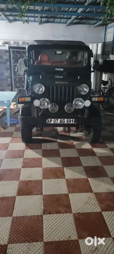 Mahindra Jeep Cj 3b 2000