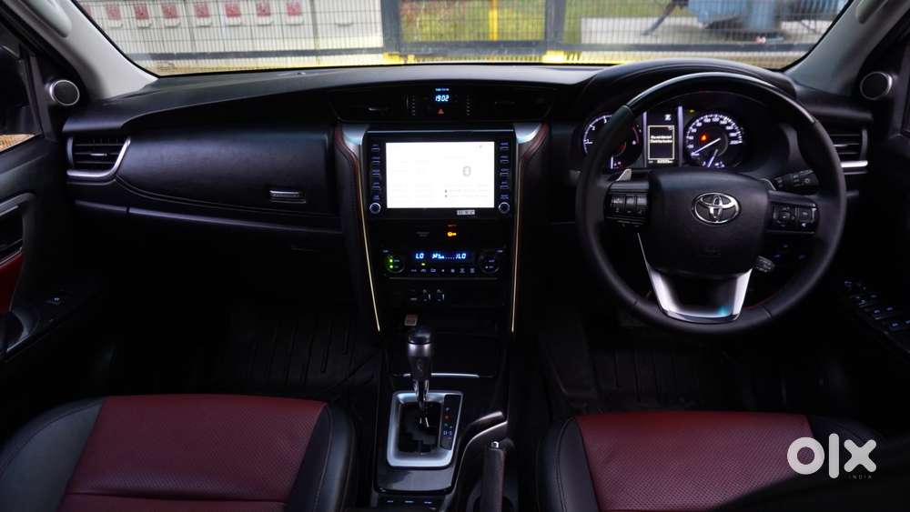 Toyota Fortuner Legender 4x2 At 2.8, 2022, Diesel