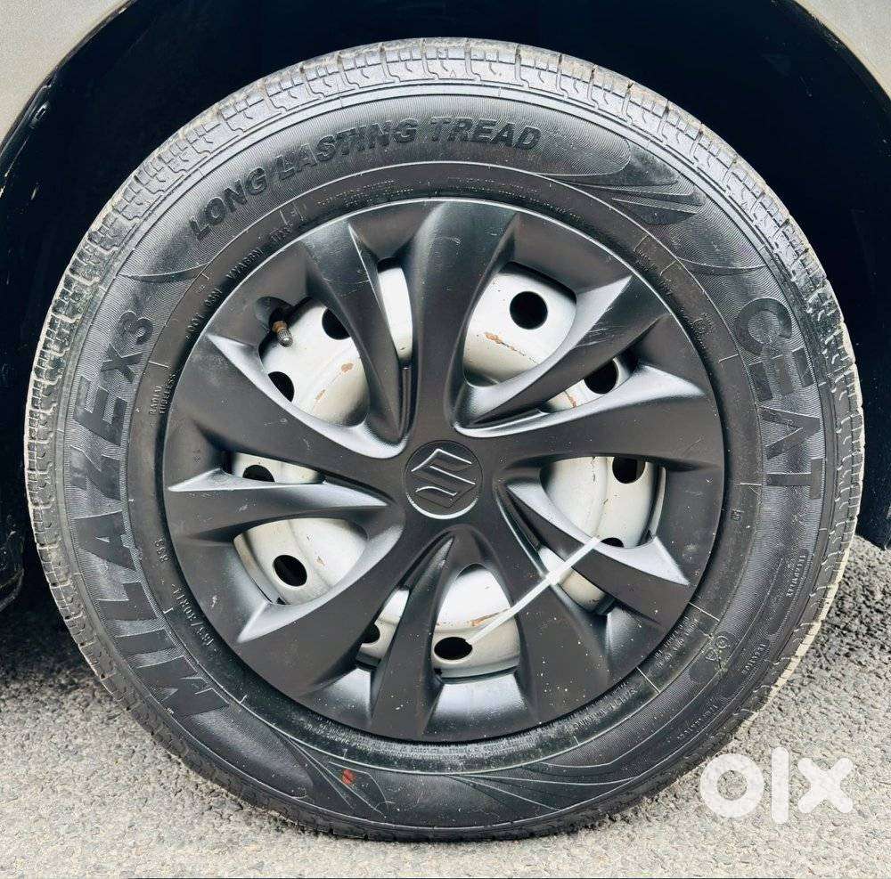 Maruti Suzuki Swift Lxi Option, 2022, Petrol