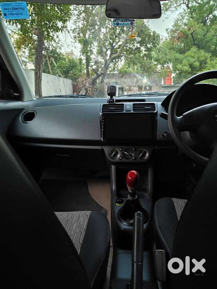 Maruti Suzuki Swift Dzire Lxi Option, 2010, Cng & Hybrids