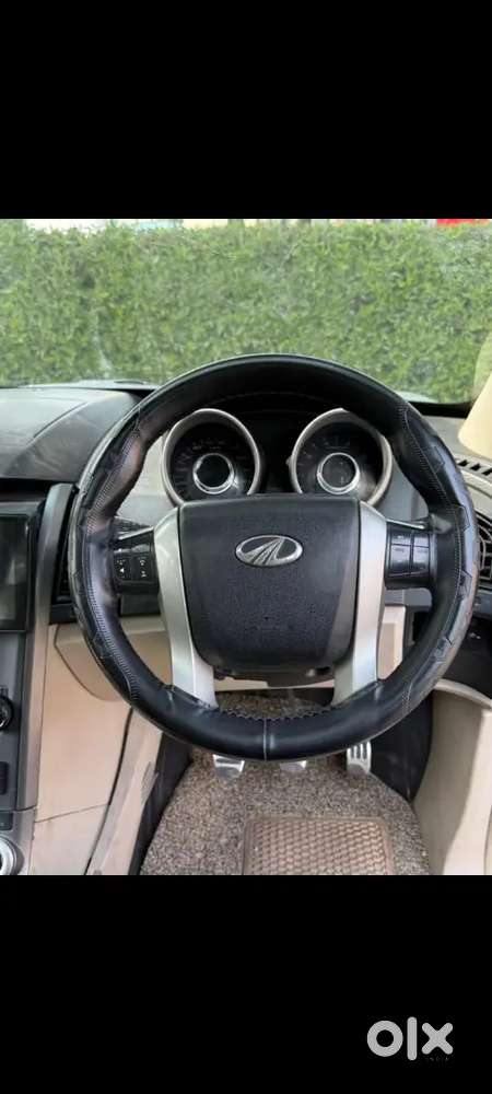 Mahindra Xuv500 2016 Diesel 111111 Km Driven