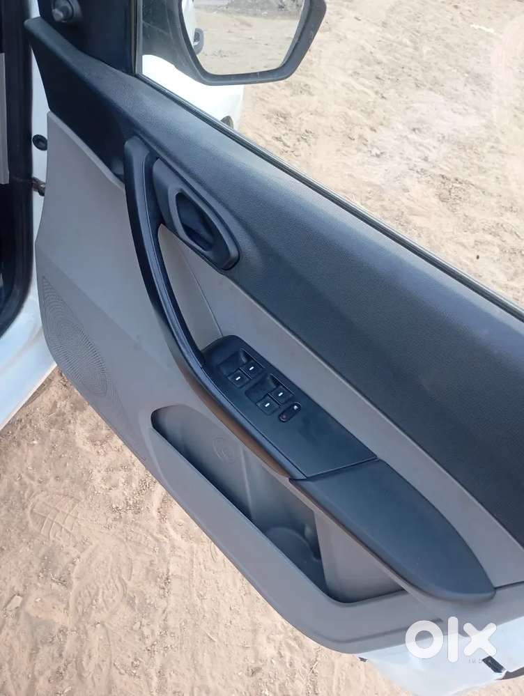 2016 Tata Tiago Xm Petrol  1st Owner  50k Km  Excellent Condition