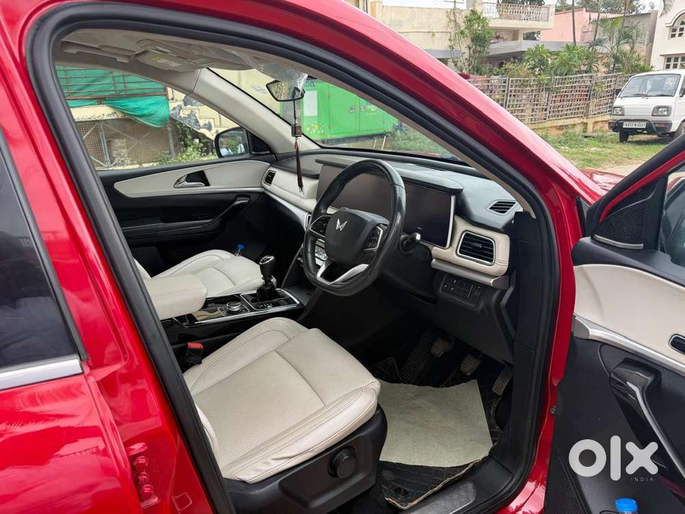 Mahindra Xuv700 2.2 Ax 7 Diesel Mt Str, 2022, Diesel