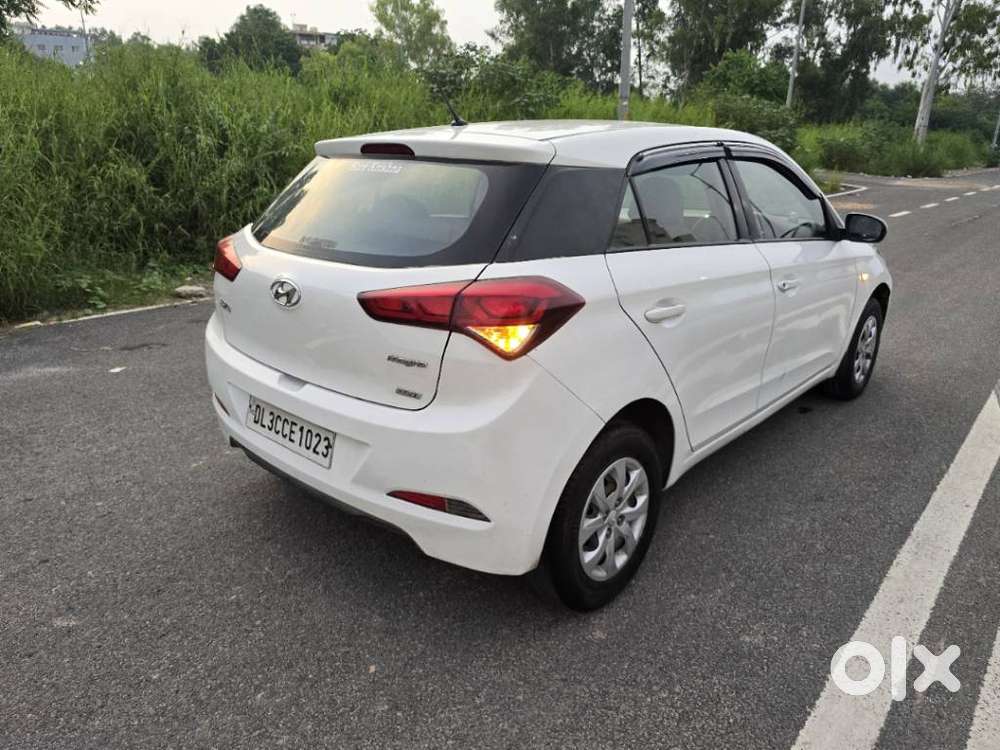 Hyundai Elite I20 Magna+ Vtvt, 2015, Petrol