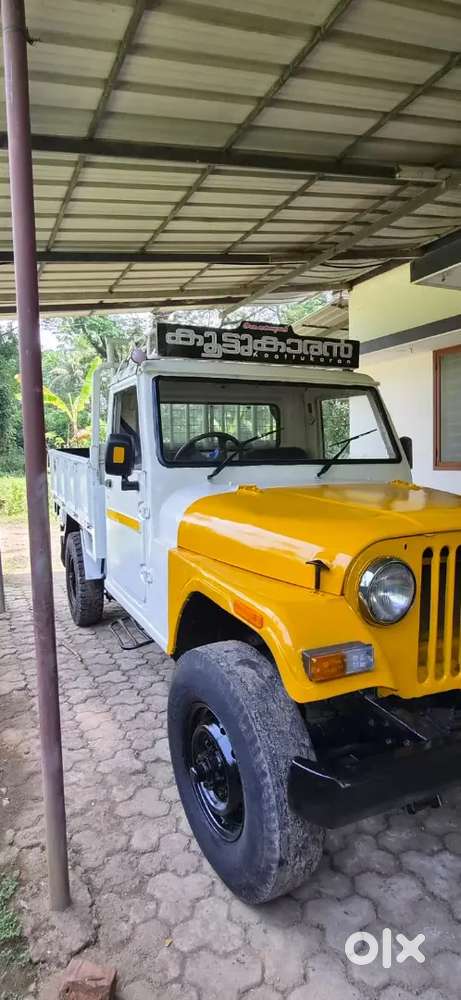 Mahindra Pik Up 4*4  2009 Diesel Manual