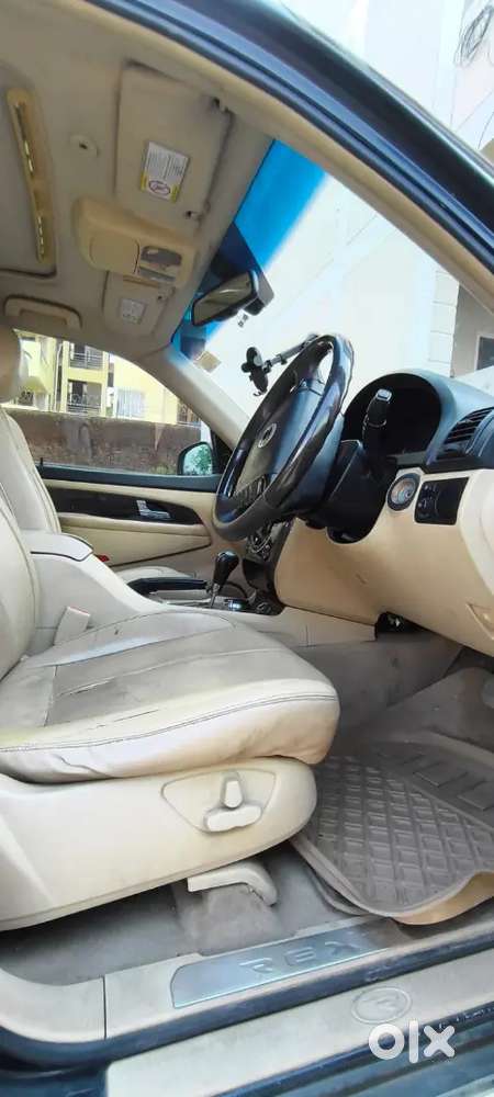 Mahindra Ssangyong Rexton 7 Seater 
4x4 For Sale