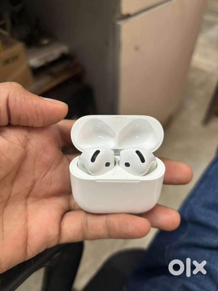 Apple airpods 4