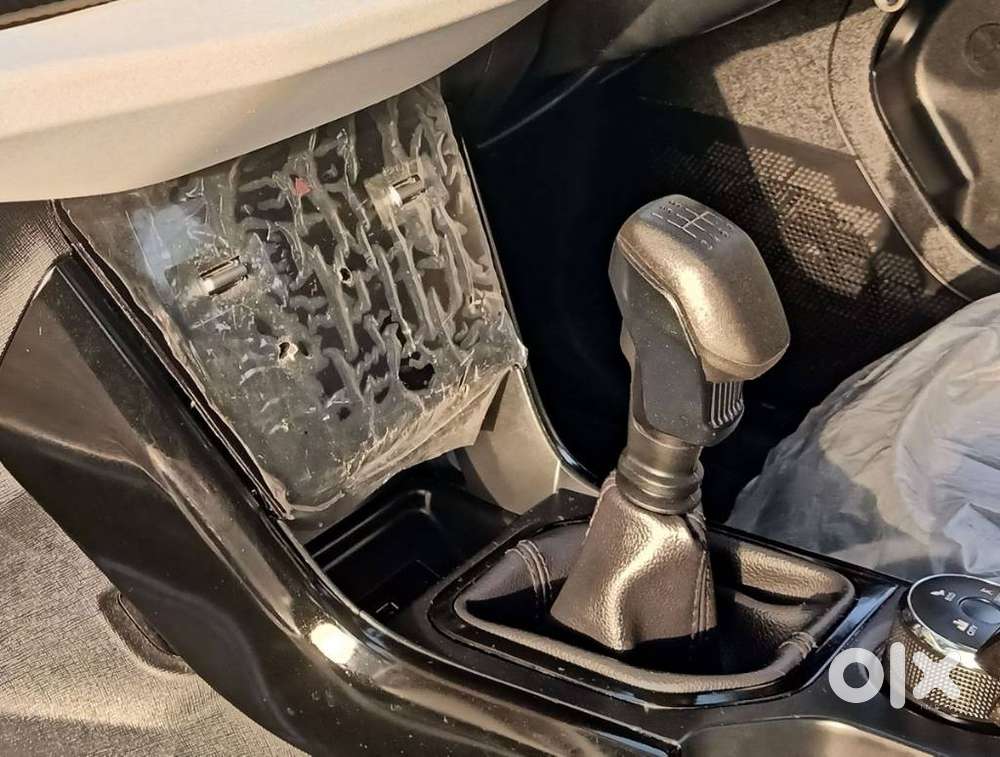 Tata Curvv Pure Plus S 1.2 Revotron Petrol 6mt, 2024, Petrol