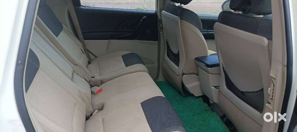 Mahindra Xuv500 W4, 2015, Diesel
