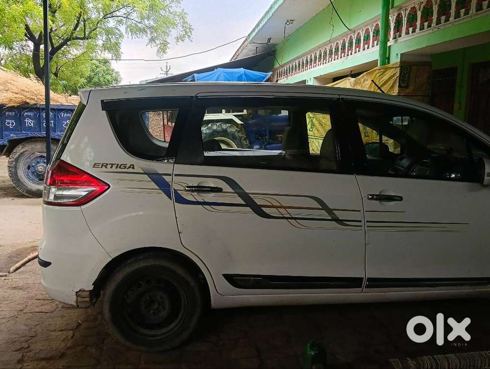 Maruti Suzuki Ertiga 2015 Diesel 190000 Km Driven