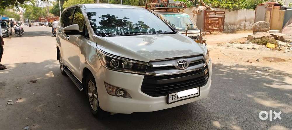 Toyota Innova Crysta 2.4 V 8 Str, 2018, Diesel