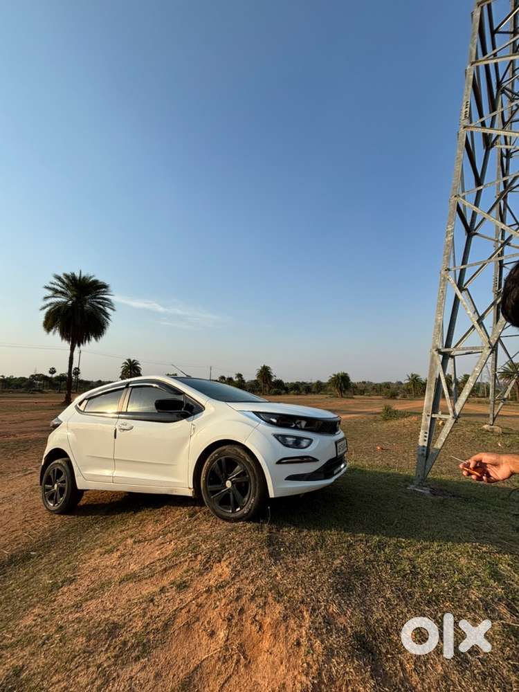 Tata Altroz Petrol 2021