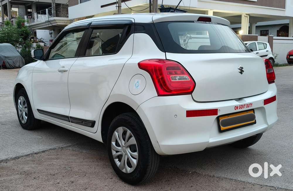 Maruti Suzuki Swift 2023 Petrol 65000 Km Driven