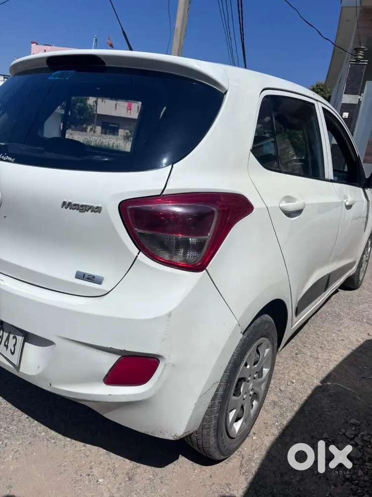 Hyundai I10 Car For Rs 2 Lac 50 Thousand