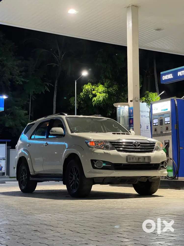 Toyota Fortuner 2015