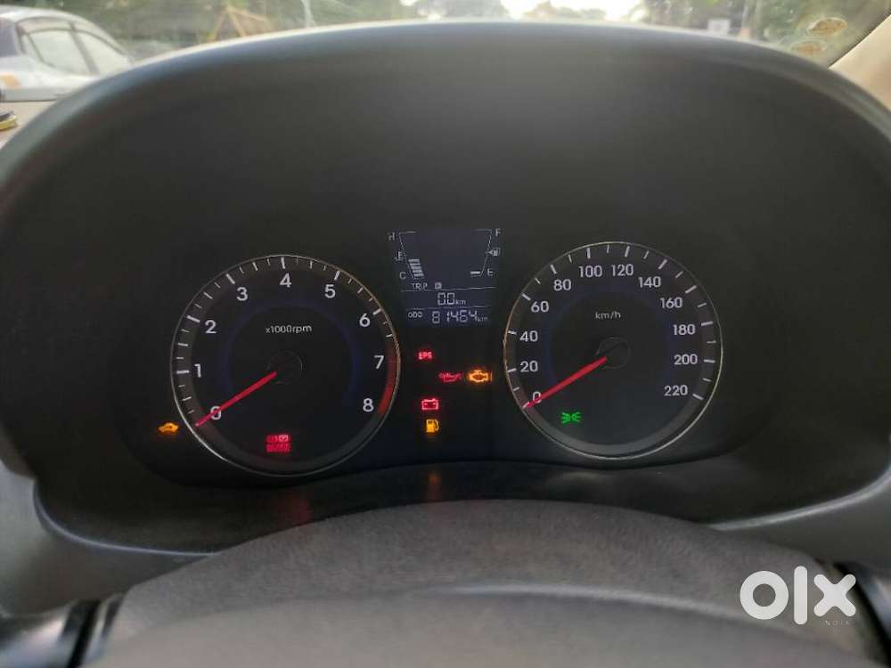 Hyundai Verna 1.4 Vtvt, 2012, Petrol